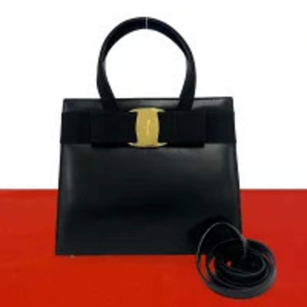 Salvatore Ferragamo Vara Ribbon Leather Shoulder Bag Black